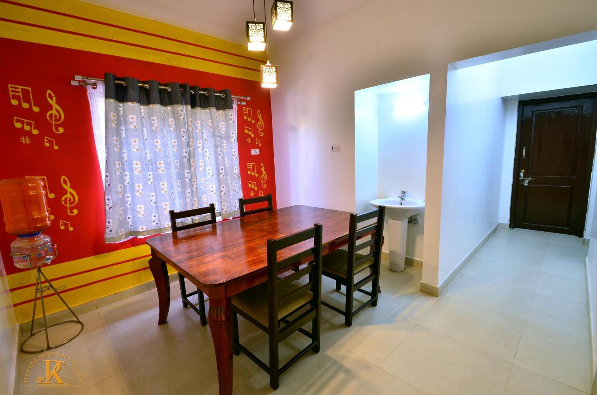 Royal Serene Villas 乌提 外观 照片