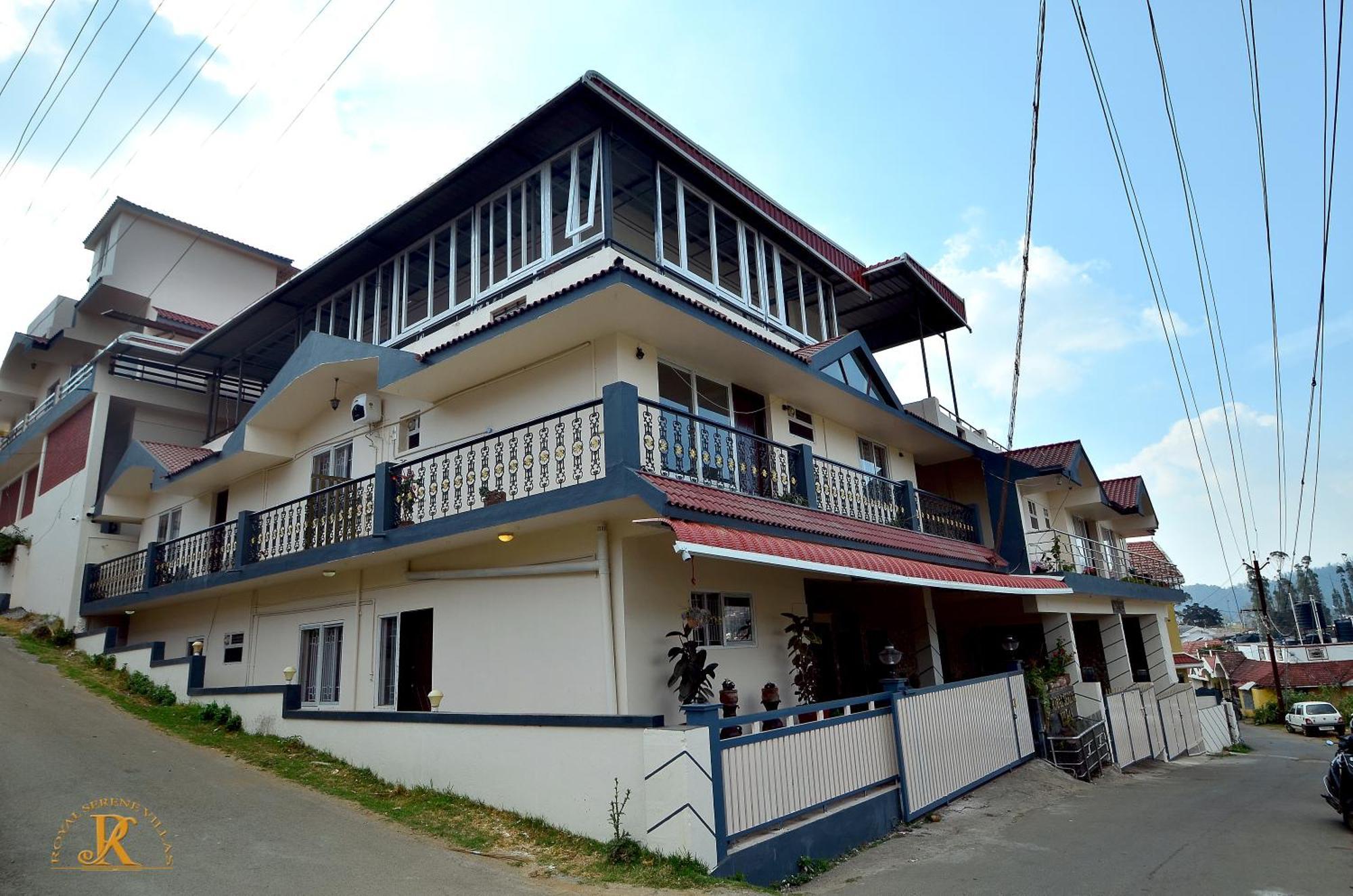 Royal Serene Villas 乌提 外观 照片