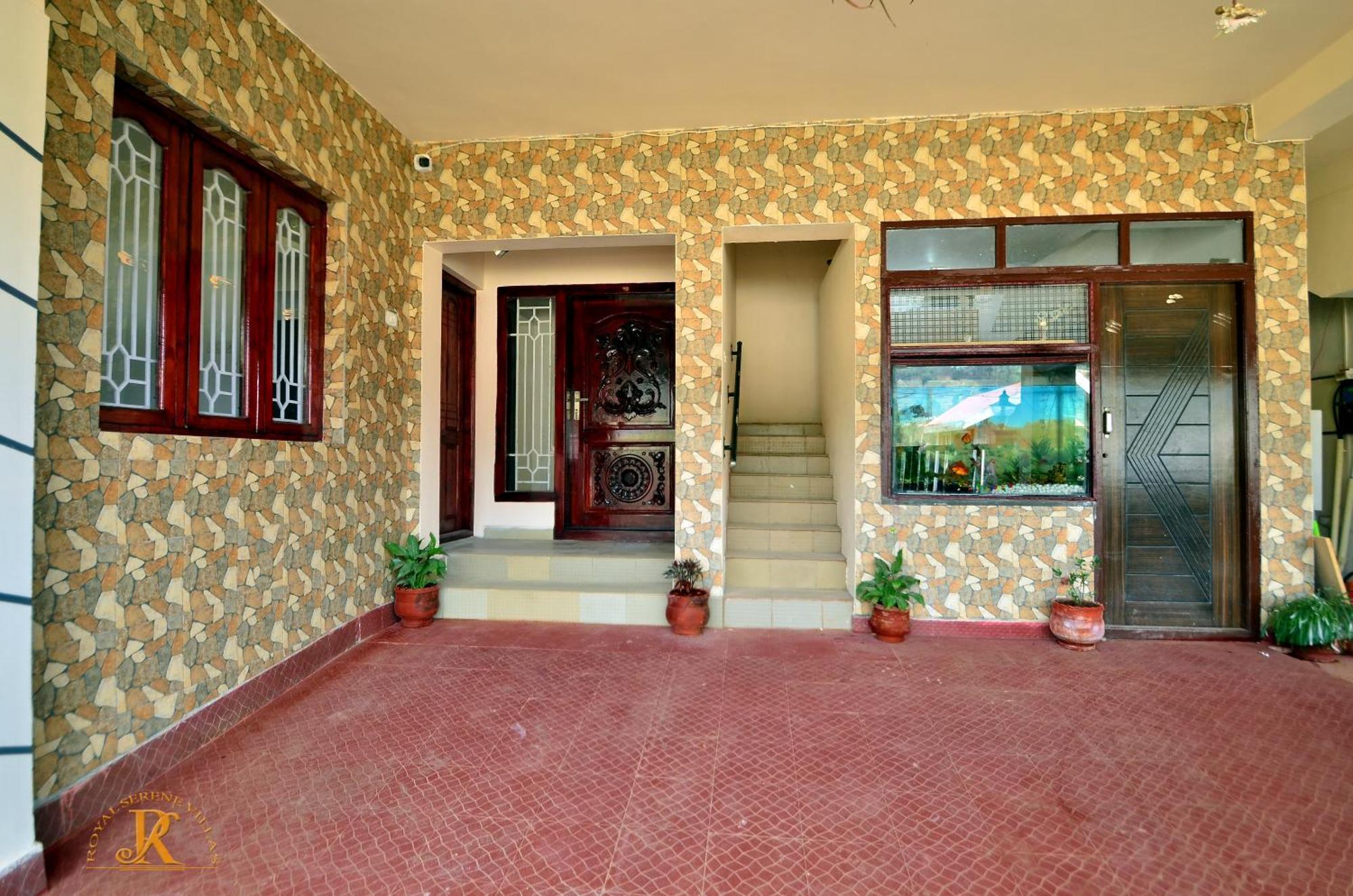 Royal Serene Villas 乌提 外观 照片