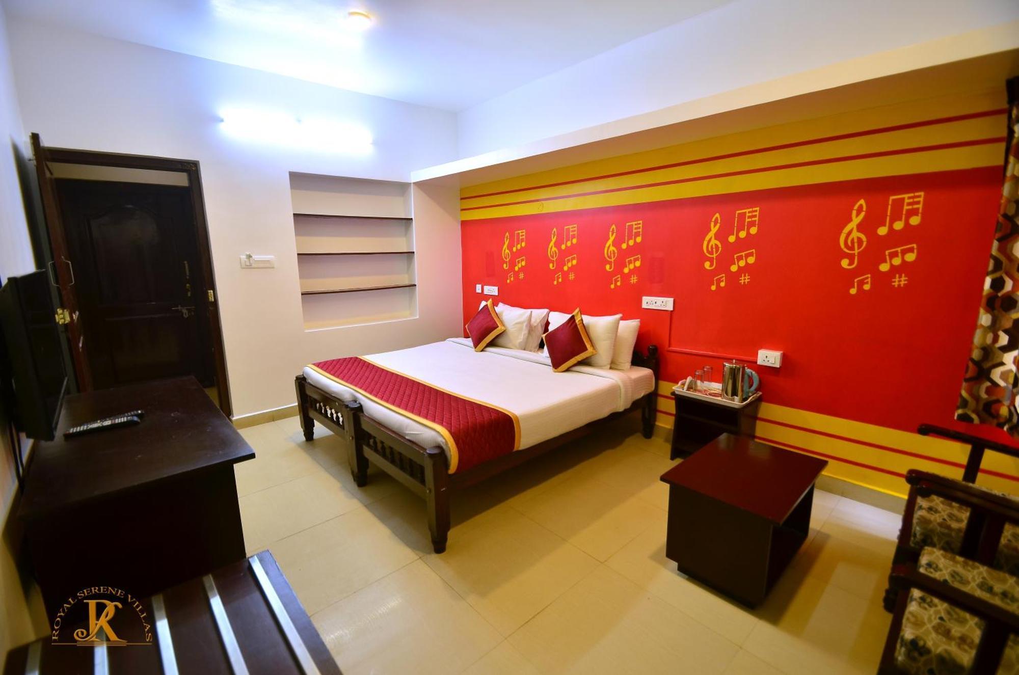 Royal Serene Villas 乌提 外观 照片